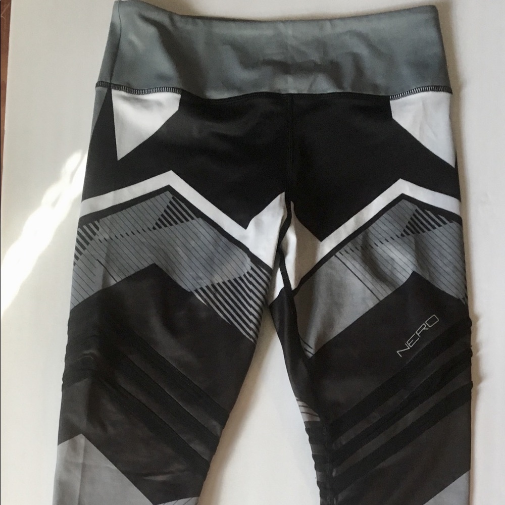 Nero leggings